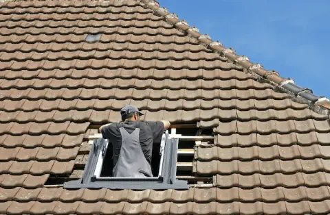 Pose de velux - Marigny-l'Église